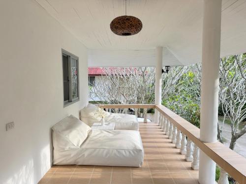 labelle villa koh phangan
