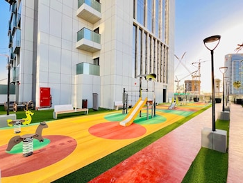 luxury living at cloud tower jvt with