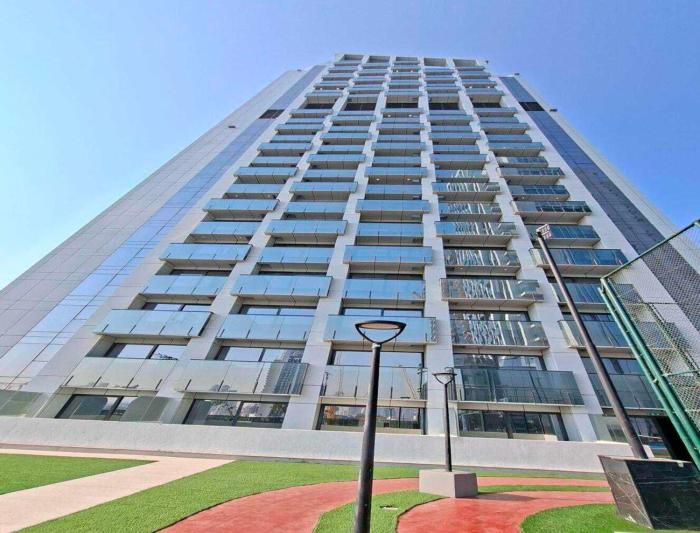 luxury living at cloud tower jvt with