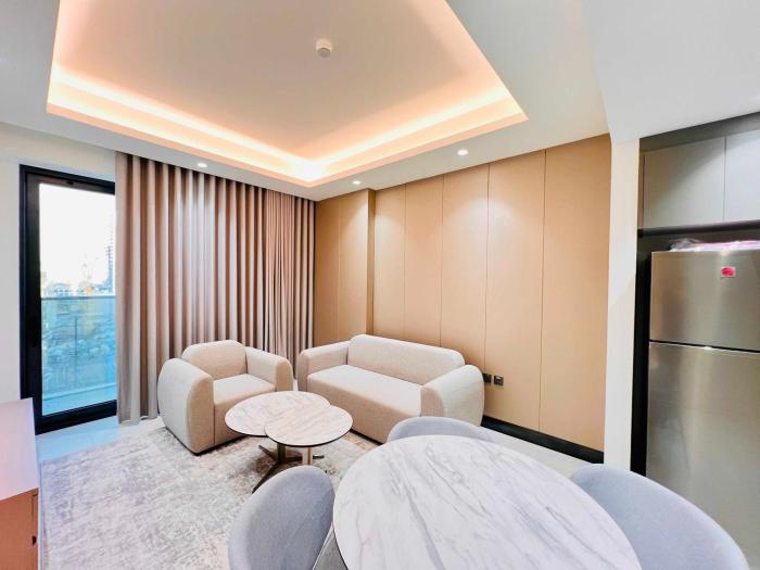 luxury living at cloud tower jvt with