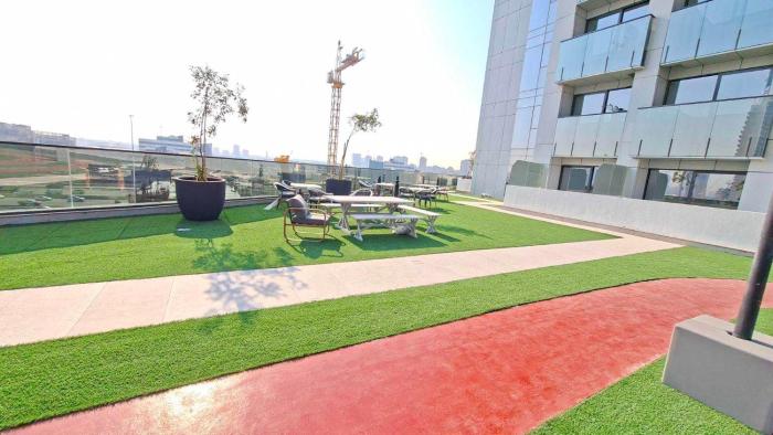 luxury living at cloud tower jvt with