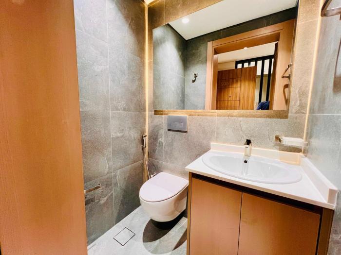 luxury living at cloud tower jvt with