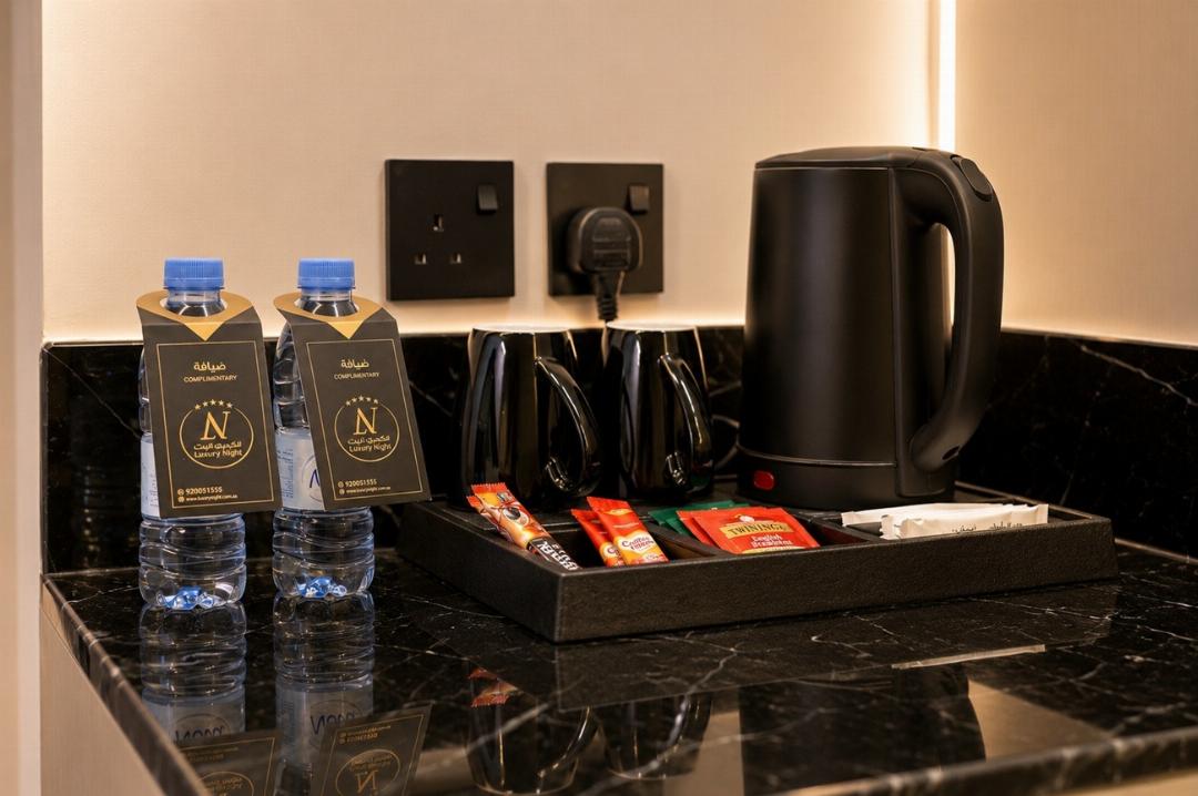 luxury night hotel al yasmin
