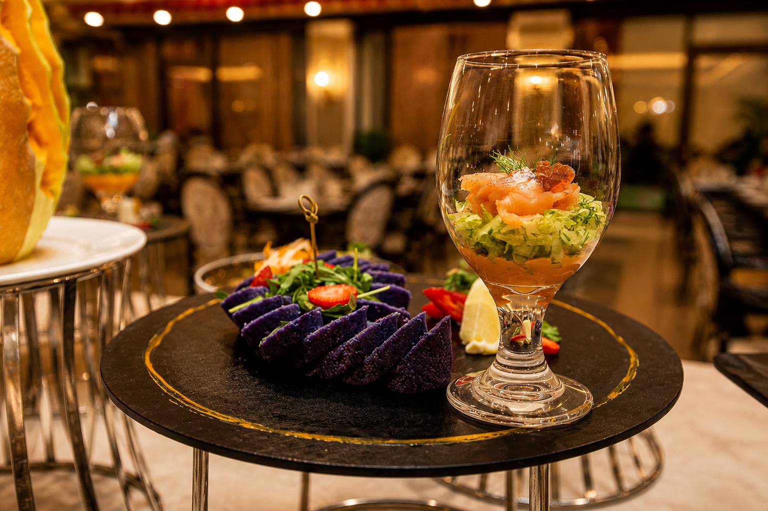luxury night hotel al yasmin