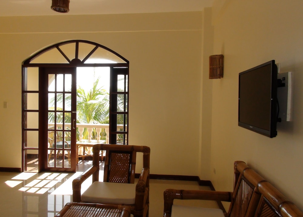 squares cafe and apartments