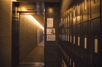 r residences namba south 1