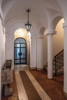 navona apartment