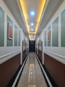 Cam Almira Hotel,,3 star