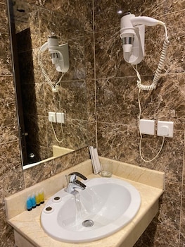gardenia park quraish hotel