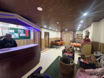 hotel snow view gangtok