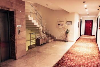 atropat palace hotel