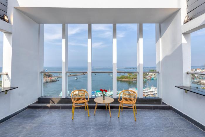 hong tuyet marina hotel