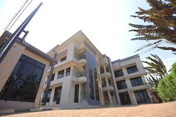 Golden Leaf Apartment,,4 star