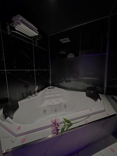6 senses hotel