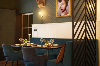 auberge du bonheur