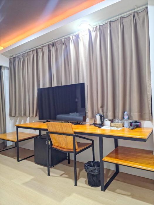sandb hotel