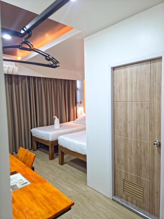 sandb hotel