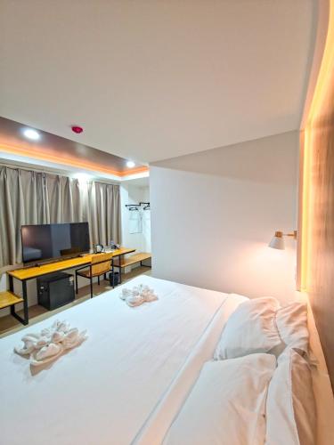 sandb hotel