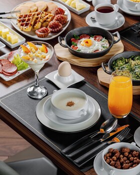 ilk inn hotel