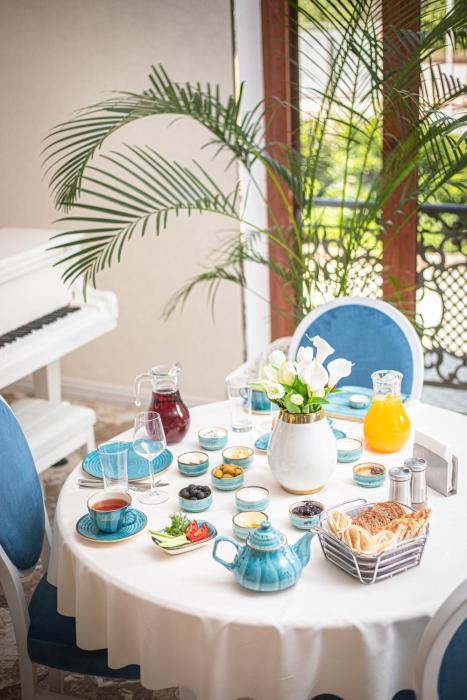ilk inn hotel