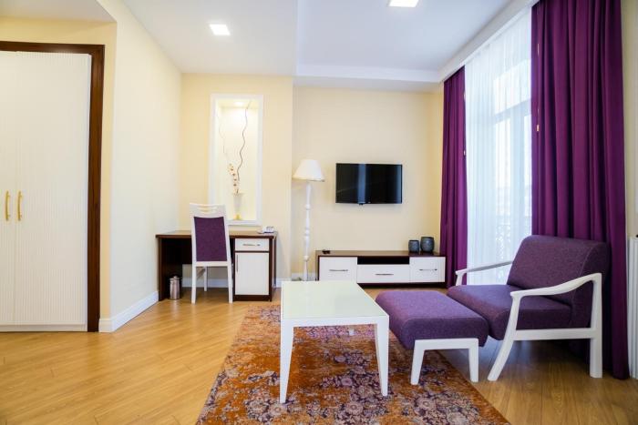 ilk inn hotel