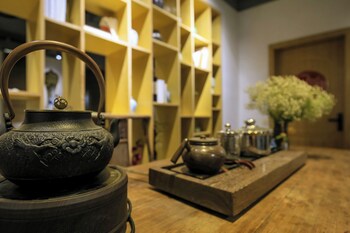tea house inn west street yangshuo