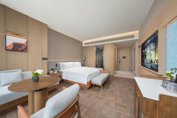 elong hotel qingdao golden beach