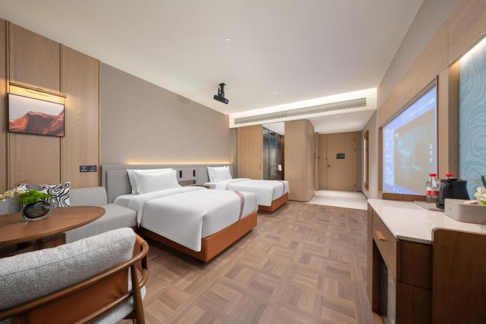 elong hotel qingdao golden beach