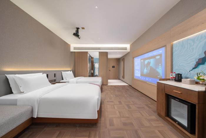 elong hotel qingdao golden beach