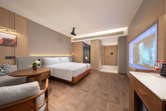 elong hotel qingdao golden beach