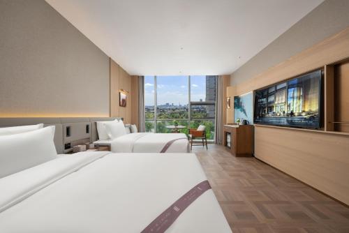 elong hotel qingdao golden beach