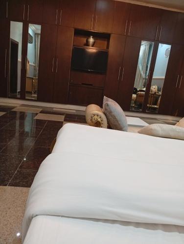andweruth residences