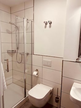 hotel gaststatte weinbrucke