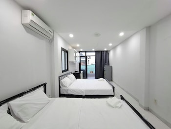lunaria group saigon loft stay