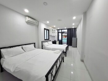 lunaria group saigon loft stay