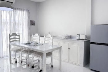 Blissful Heaven Residence,,2 star