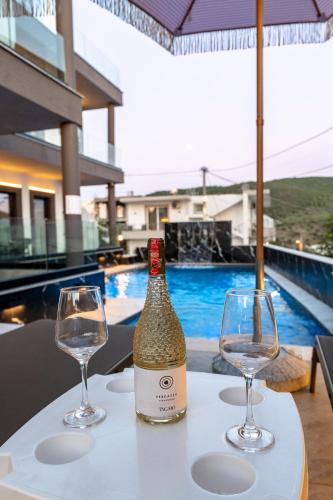 aeris sol ksamil free parking pool