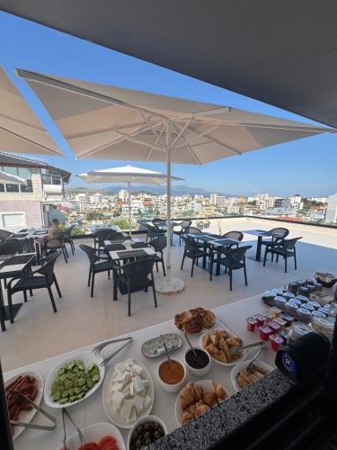 aeris sol ksamil free parking pool
