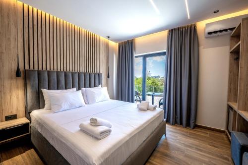 aeris sol ksamil free parking pool