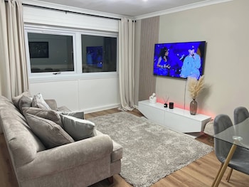 stunning 2 bed apart in the heart of aberdeen