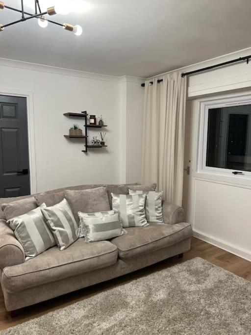 stunning 2 bed apart in the heart of aberdeen