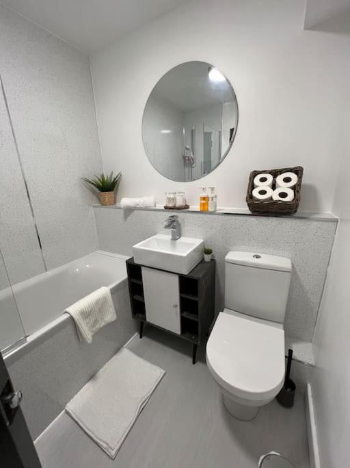 stunning 2 bed apart in the heart of aberdeen