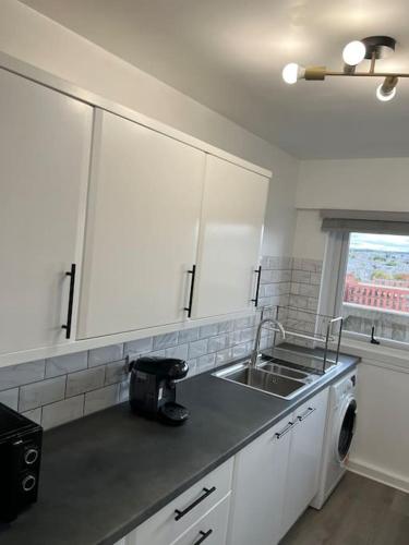 stunning 2 bed apart in the heart of aberdeen