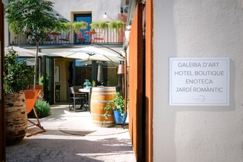 Hotel Boutique Calagneta - Art I Vi,,3 star