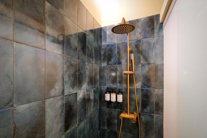 hotel boutique calagneta art i vi