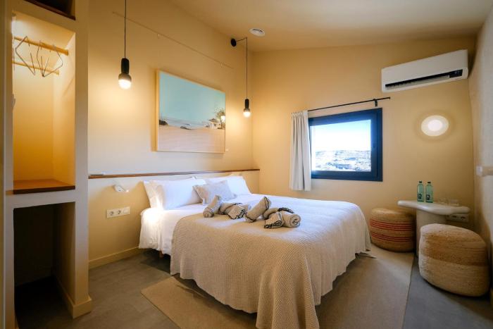 hotel boutique calagneta art i vi