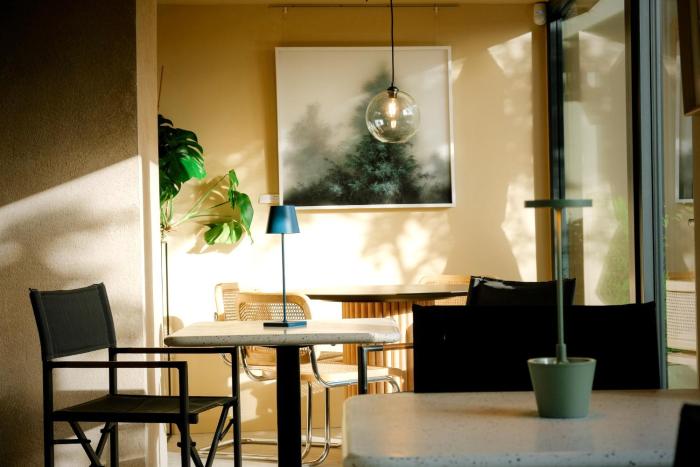 hotel boutique calagneta art i vi