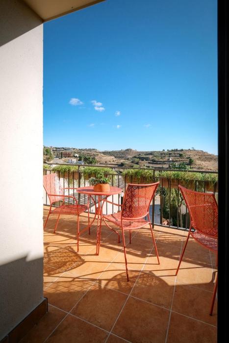 hotel boutique calagneta art i vi