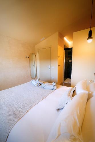hotel boutique calagneta art i vi