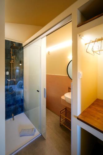hotel boutique calagneta art i vi